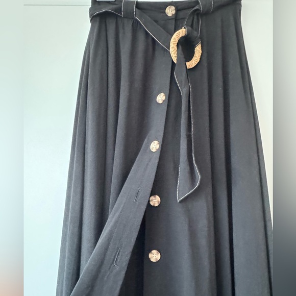 Zara Black Maxi Skirt with Button Detail - Picture 3 of 6